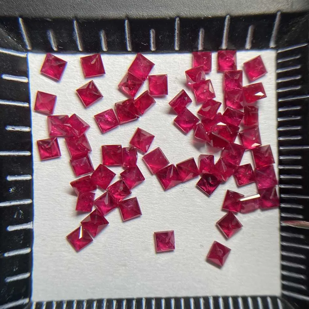 Meisidian A Quality Princess Cut 2x2mm Piedra preciosa natural Paloma africana Sangre Rojo Rubí Piedra para hacer anillos H1015