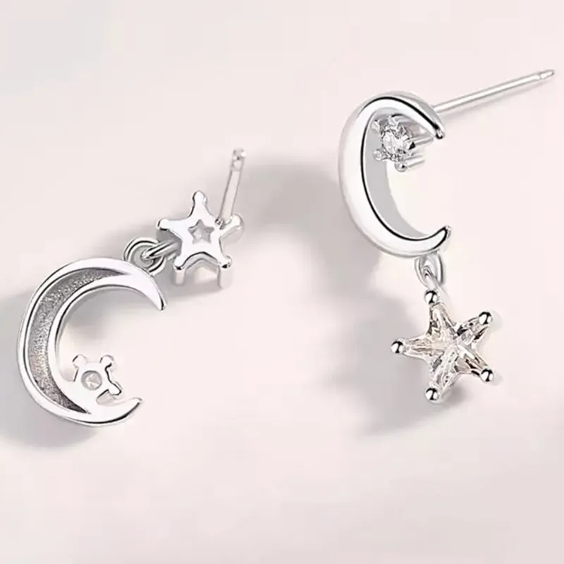 Nuevo estilo 925 Pendientes chapados en plata con estrellas y luna Pendientes colgantes de piedra CZ blanca para mujeres Niñas Joyería de fiesta de aniversario 8409635