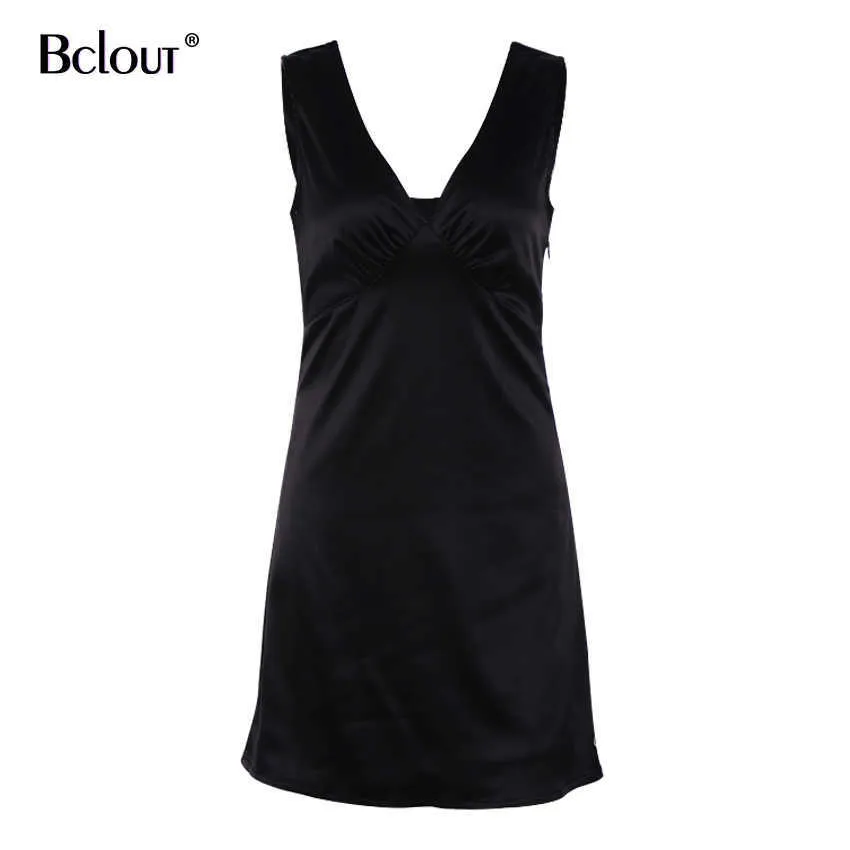 BCLOUT Satin Preto V Neck Dress Dress Senhora Elegante Plissado Silk Silk Spaghetti Strap Vestidos Mulheres Sexy Sem Mangas Sleeveless Curto Robe 210709