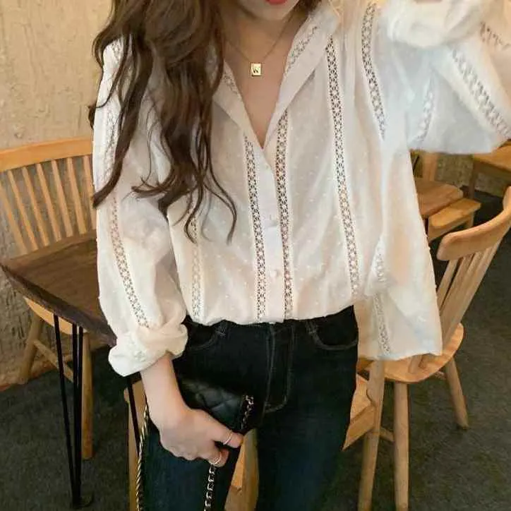 Elegante holle kant shirt vrouwen causale witte blouse lange mouw top vrouwelijke Koreaanse dames kantoor losse blusas 210422