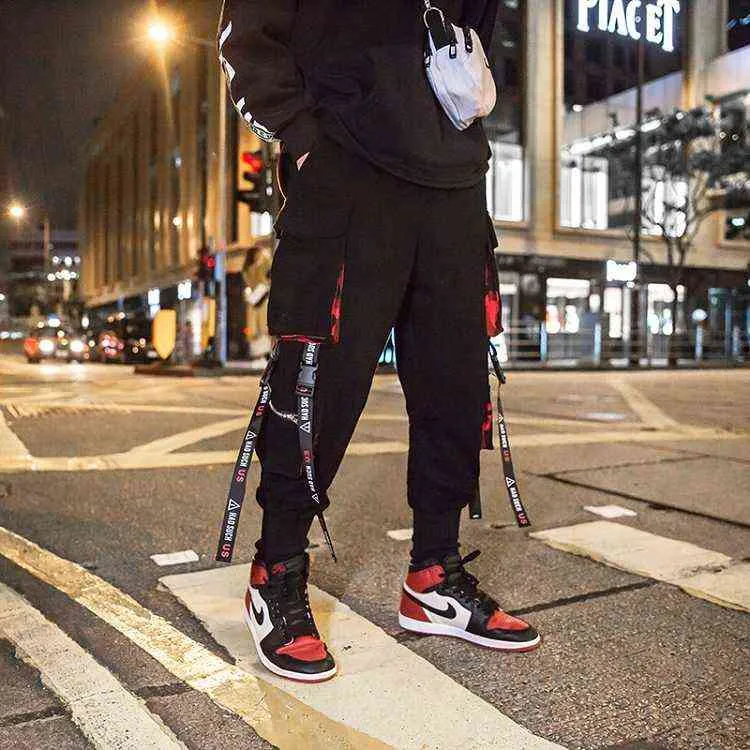 Lettera Nastri Casual Hip Hop Jogging Pantaloni cargo uomo Block Hit Color Pocket Track Pants Pantaloni maschili Pantaloni sportivi Streetwear 211201