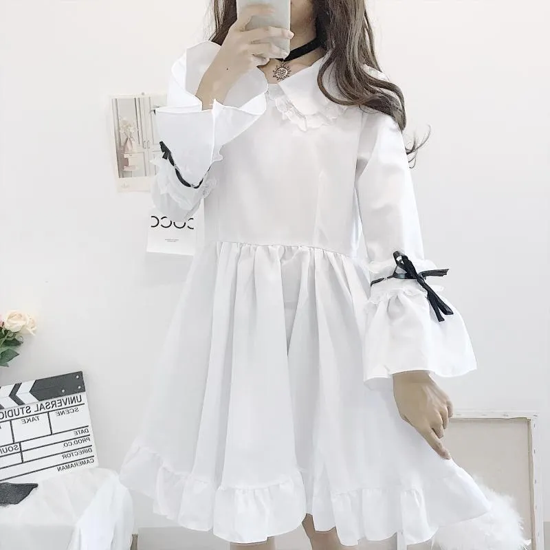 Tatlı Siyah Ve Beyaz Lolita Elbise Kadın Hizmetçi Kostüm Gotik Parti Flare Kol ES Japon Tarzı Vestido 13646 210427