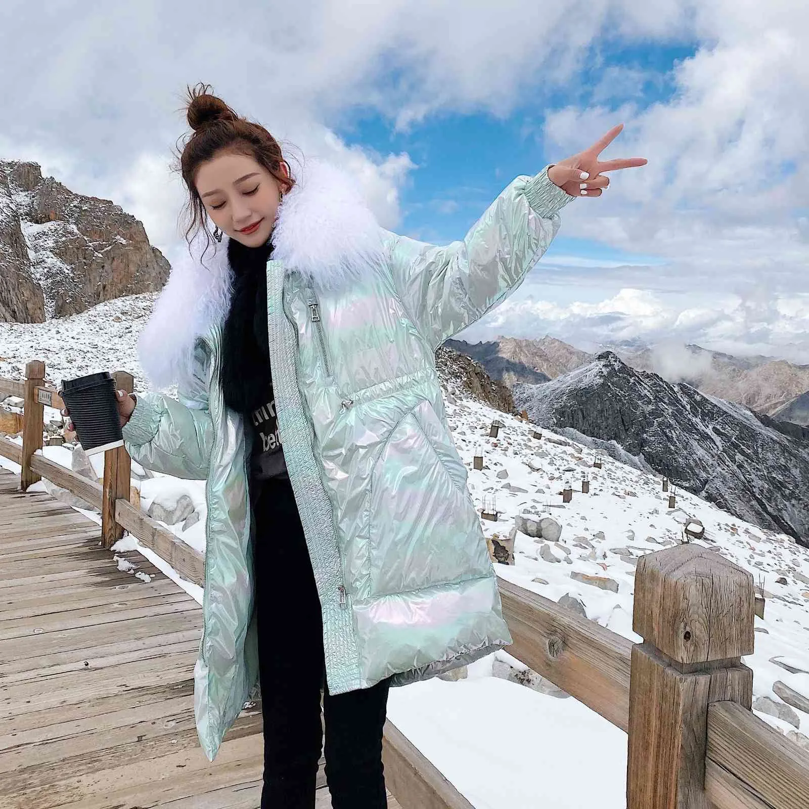 Moda błyszcząca kobieta w dół kurtka Koreański luźny ponadgabarytowany płaszcz zimowy gruby ciepły ultra jasnobiała kaczka znosić 210419