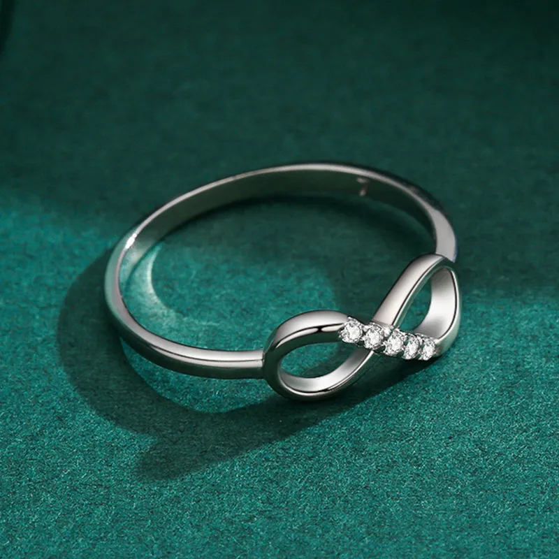 925 Sterling Silver Ring Infinity Forever Love Knot Promise Jubileum CZ Simulerade diamantringar för kvinnor334S