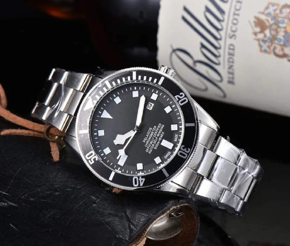 2021 высококачественные роскошные мужские часы Трехигольная рабочая серия С функцией календаря Кварцевые часы Брендовые наручные часы TUDO Roun241Z