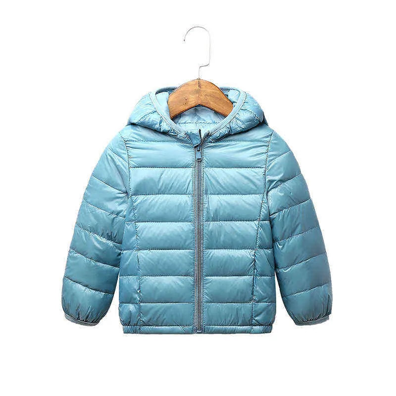子供の冬のジャケットのスーパーライトダウンベビーガールのコートフード付きコートボーイズ服キャンディーカラー2-8歳211203