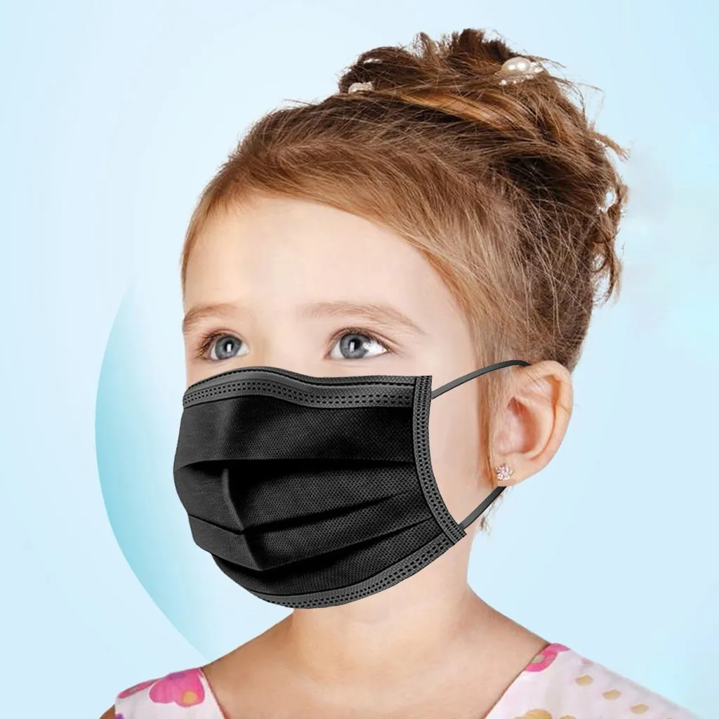 50 stks/partij Zwarte Wegwerp Gezichtsmaskers 3-Layer Bescherming Sanitair Outdoor Masker met Oorlus Mond