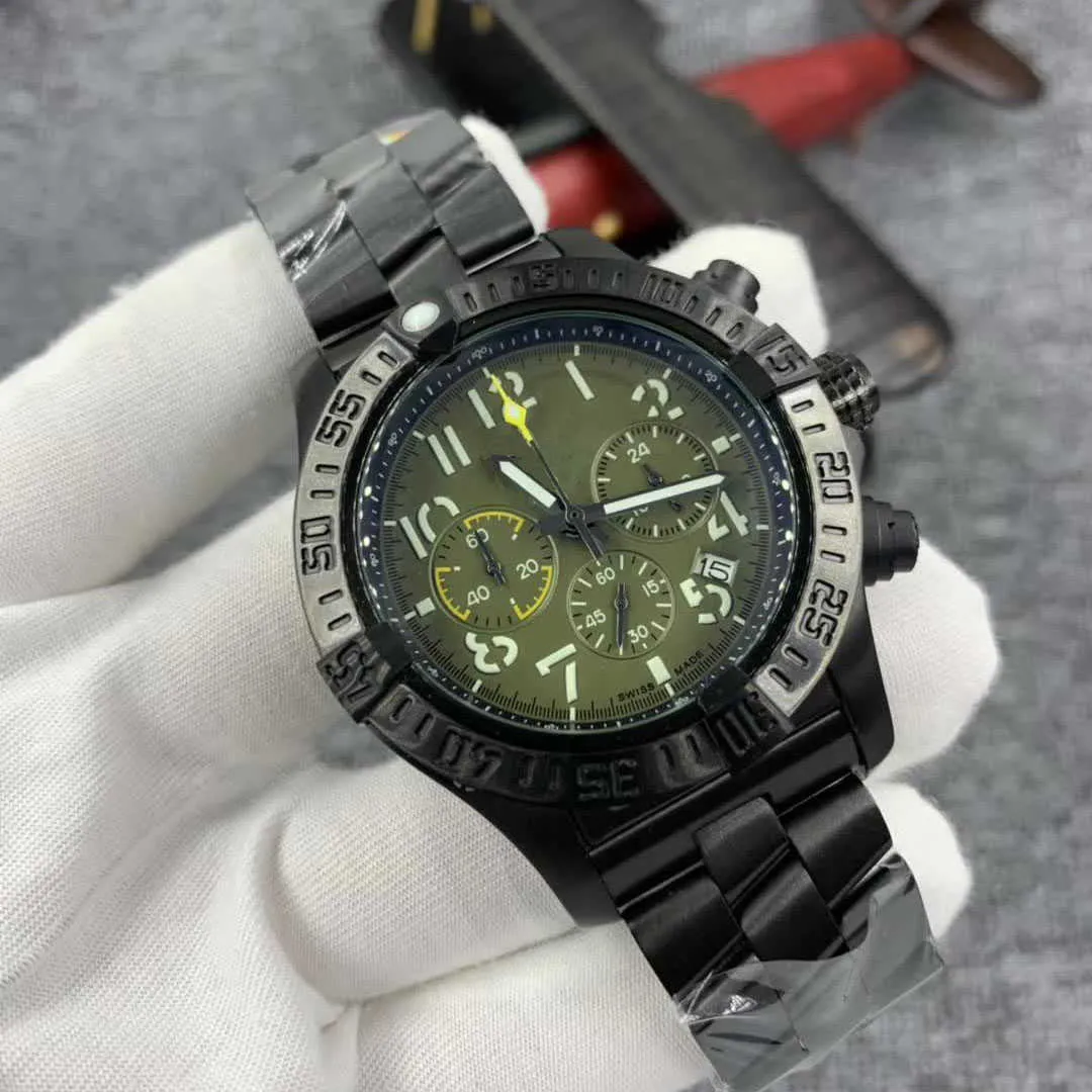 PVD ze stali nierdzewnej 316l zegarki Mężczyźni Avenger Quartz Chronograph 45 Nocna misja zegarek stalowy zapięcie męskie Męskie ścieżki powietrzne WR2316