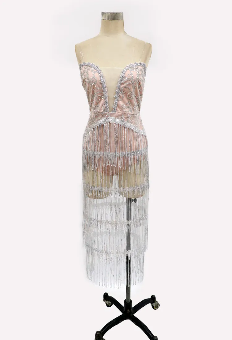 女性のドレス気質パーティーESディープVネック背中の背景スパンコールタッセルマキシESプラスサイズの視点セクシー210524
