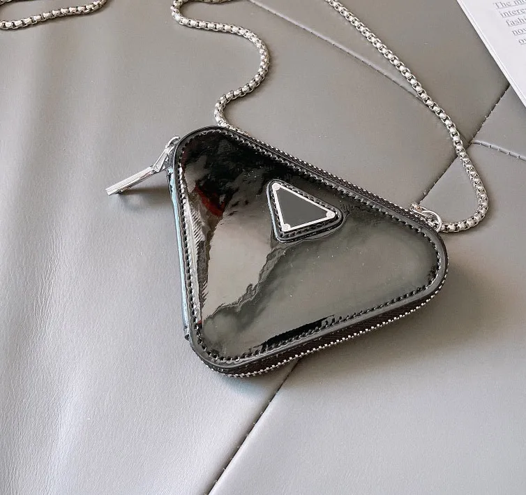 2021 new fashion trend mini triangle bag exquisite change purse fashionable gadget lady single shoulder oblique straddle bag size 268c