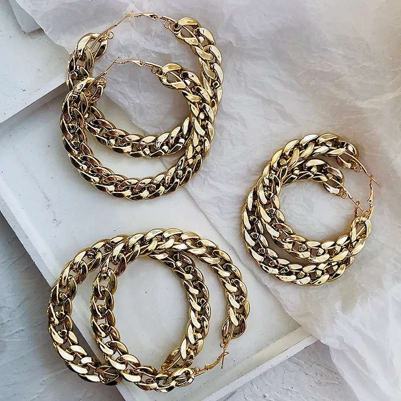 Modne Duże Kolczyki Hoop Dla Kobiet 2021 Gold Circle Round Metal Hoop Euearring Moda Biżuteria