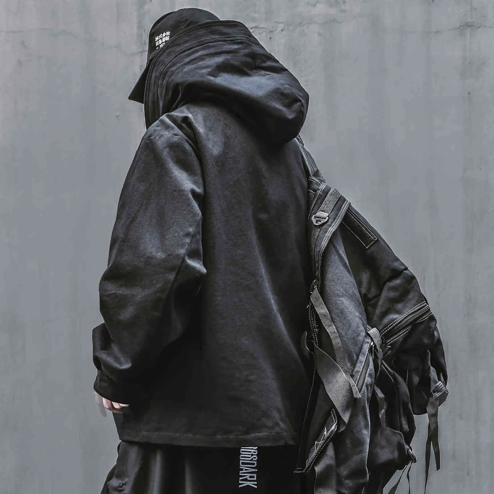 Techwear-Jacke für Herren, schwarzer Frühlings-japanischer Streetwear-Kapuzenmantel 211126