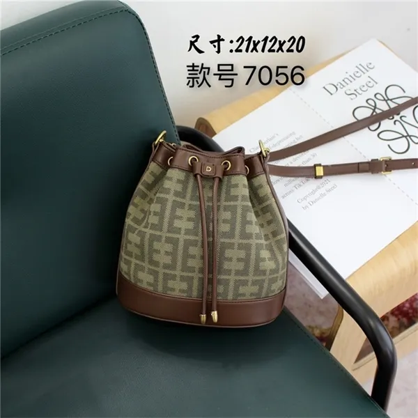 Borsa da donna Nuova moda secchio a spalla singola Elegante contrasto Messenger Purse299i