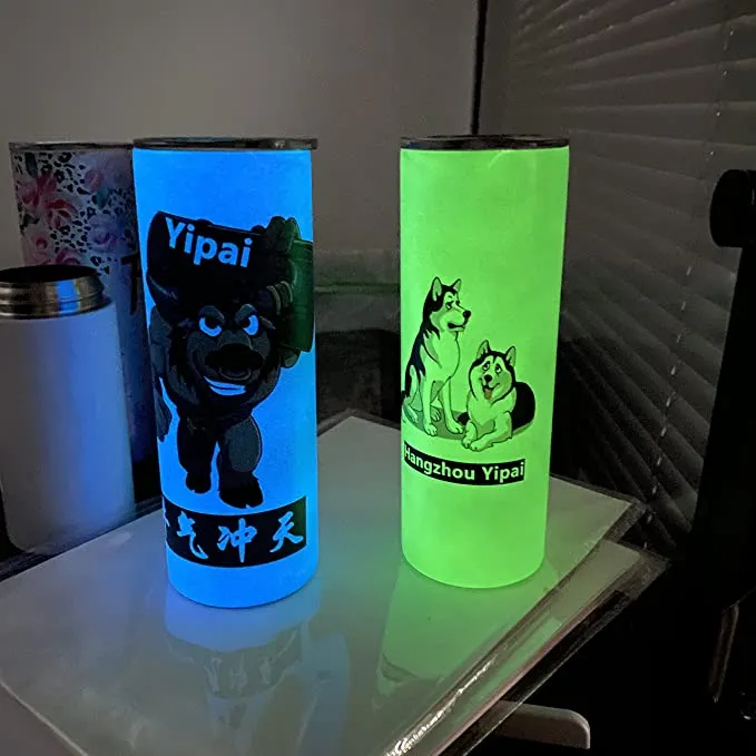 Entrepôt local Sublimation Straight Tumbler 20oz Glow in the dark Blank Skinny Tumblers avec peinture lumineuse Isolation sous vide Heat264r