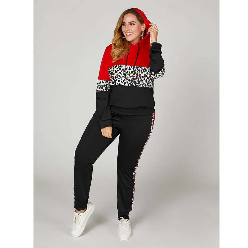 Dames Sport Trainingspak Tweedelige Set Luipaard Hoodie Lange Mouwen Crop Top en Sweatpants Outfits Sweatsuit Groothandel Drop 210819