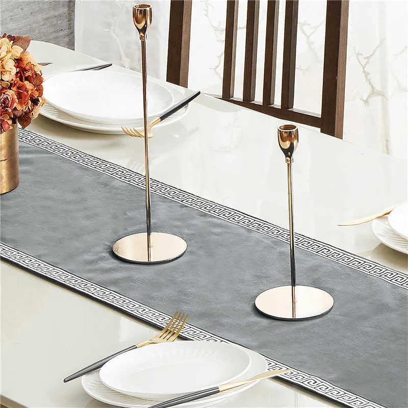 Teal Blue Luxury Table Runner for Dining Wedding Party Christmas Cake Floral Soft cloth Decoration Nordic Modern 210709
