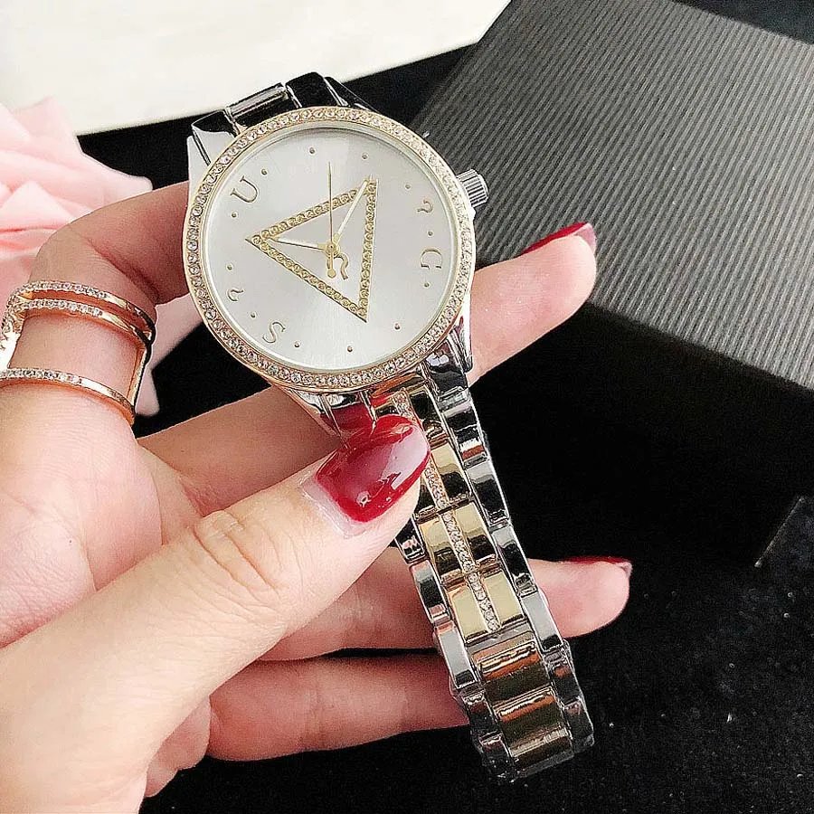 브랜드 시계 여자 여자 다이아몬드 크리스탈 삼각형 스타일 금속 스틸 밴드 석영 손목 시계 GS47