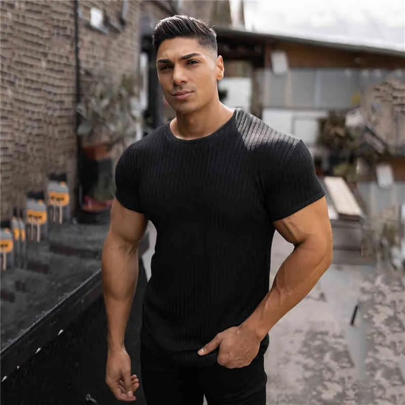 Knitted T-shirt Men Sports Short Sleeve Tee shirt Strips Slim T Shirt Male Summer Gym Clothing Fitness Bodybuilding Workout Tops 210421