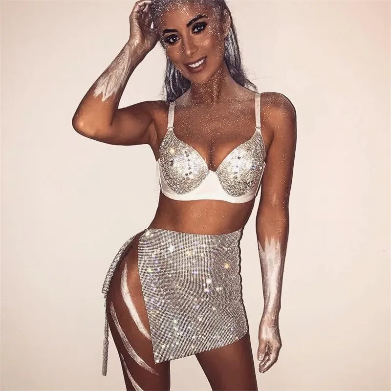 AKYZO femmes Sexy Clubwear fendu strass Mini jupe nouveauté luxe métal Sequin paillettes fête jupe or/argent 210412