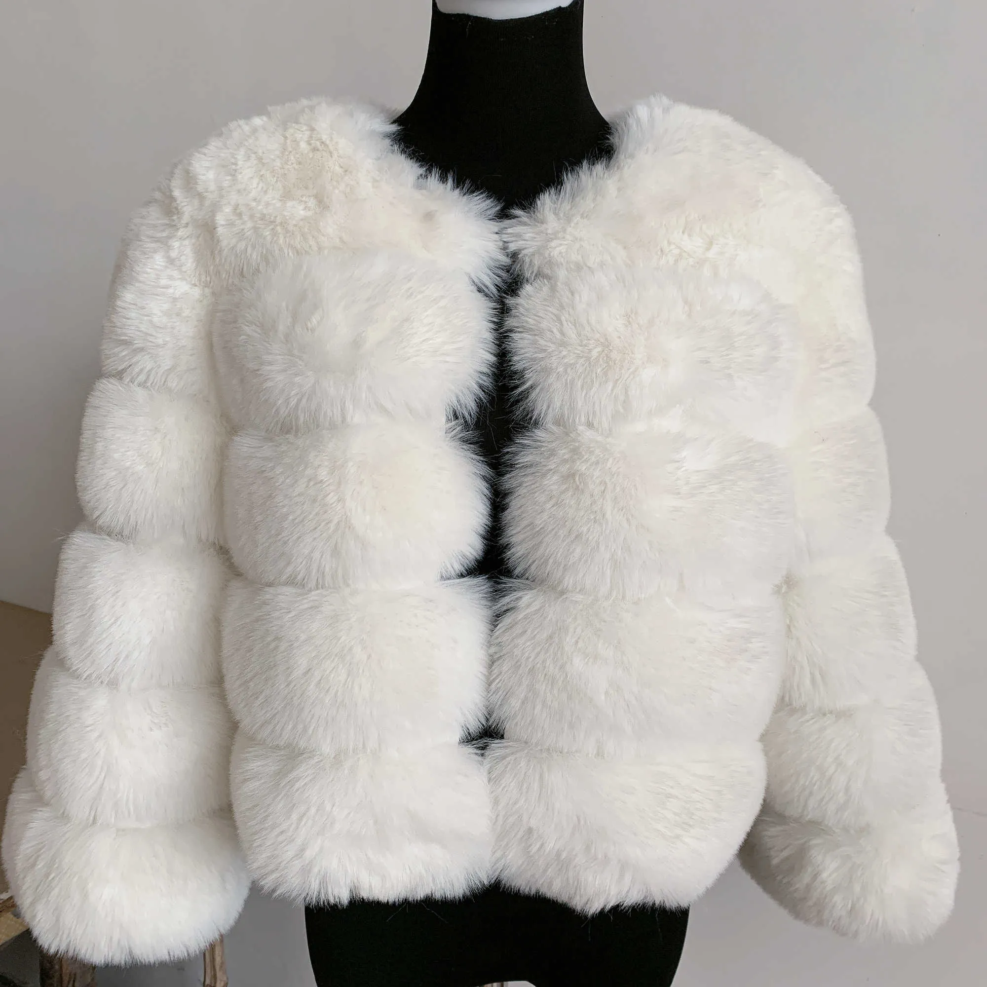 Faux Fur Womens faux fur coat Autumn Winter High Quality Coat fluffy elegant 7xl plus size women clothing Y2209