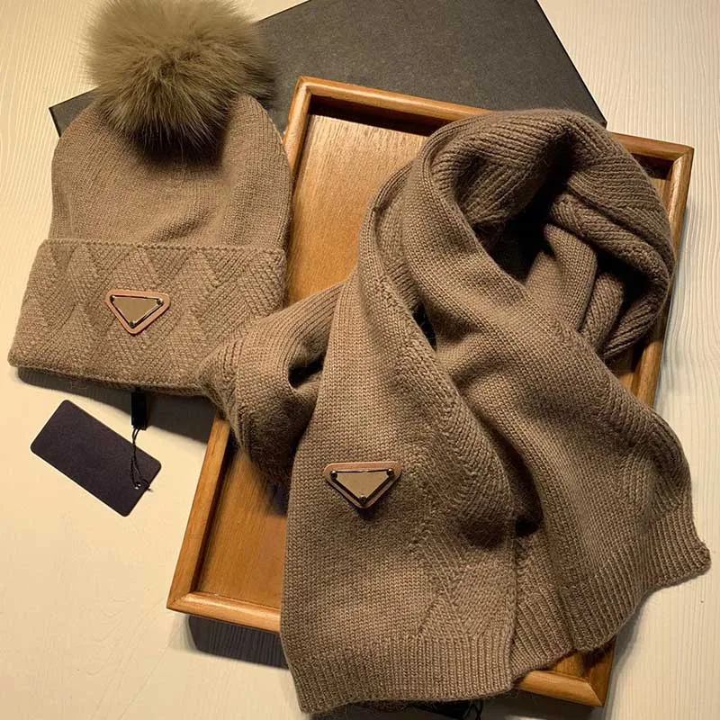 Trendy fashion wool hat scarf set high quality street tide hats limited edition men and women designer fit winter classic travel s326S