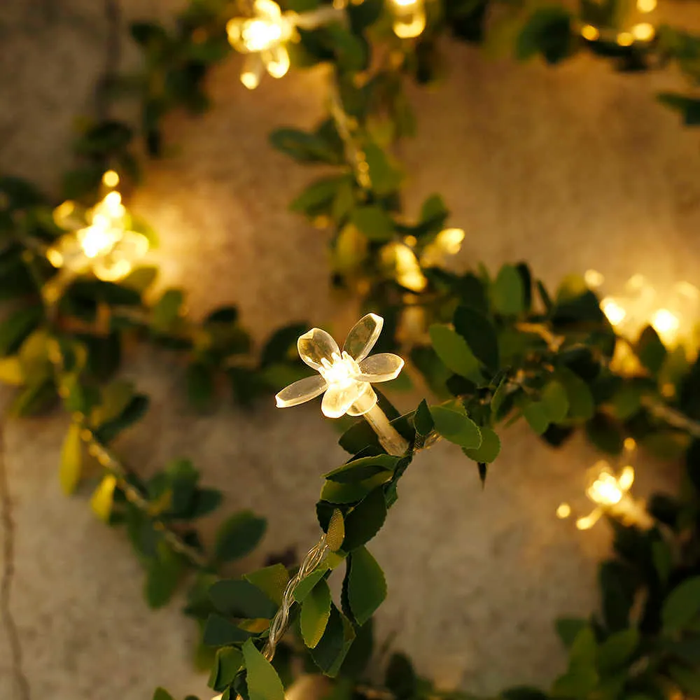 Солнечные плющные огни искусственной виноградной лозы Гирлянда фея зеленый лист света открытый рождество Y0720