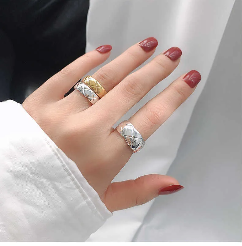 Anel simples de aço inoxidável de titânio linha losango grosso anel fino combinação aliança de casamento 6mm 10mm anel de casal q07089038714