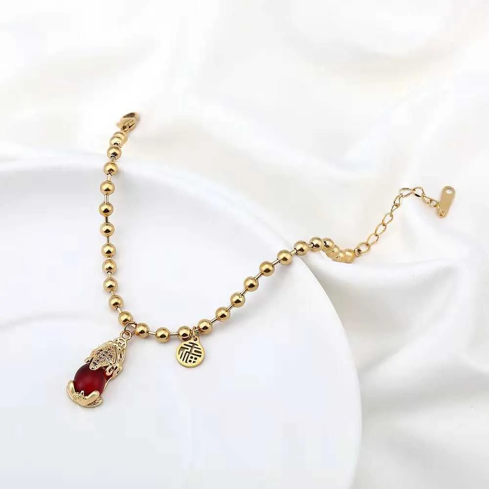 Red silk bracelet women039s titanium steel Zhaocai transshipment round bead bracelet fashion versatile crystal hand jewelry6076821