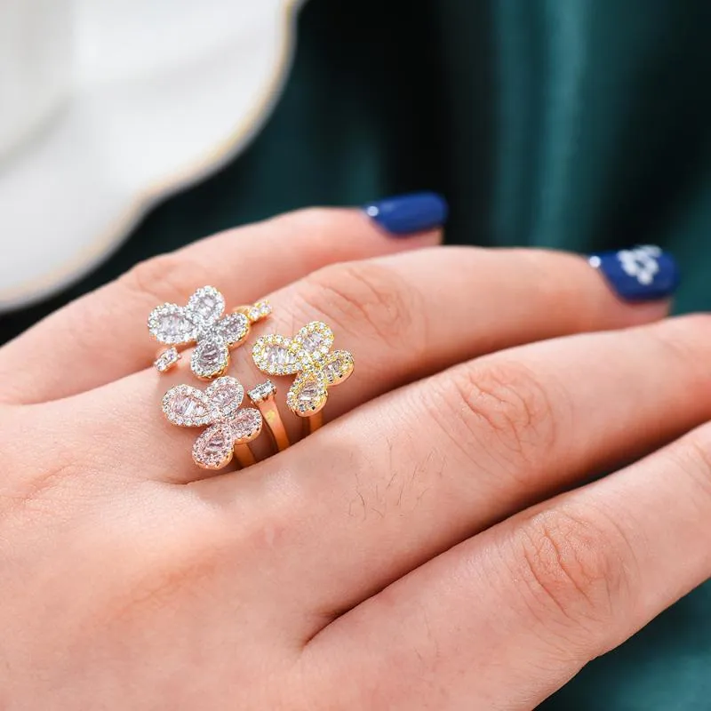 Cluster anneaux godki tendance 3 papillons redimencables pour les femmes perles de doigt de zircon