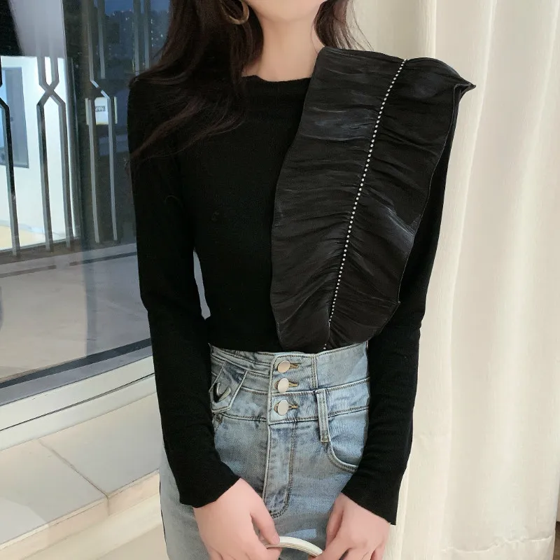 Ezgaga Ruffles Femmes Sexy Tops coréens Chic Spring plissé plissé à manches noires Black Tshits Elegant Streetwear Tshirs Fashion 210430