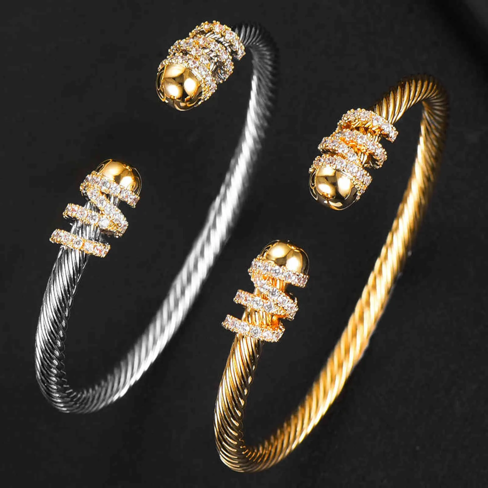 Godki Trendy Brangle Empilable Bangle Chandin pour les femmes Mariage Full Cumbic Zircon Crystal CZ Dubai Sier Color Party Bracelet