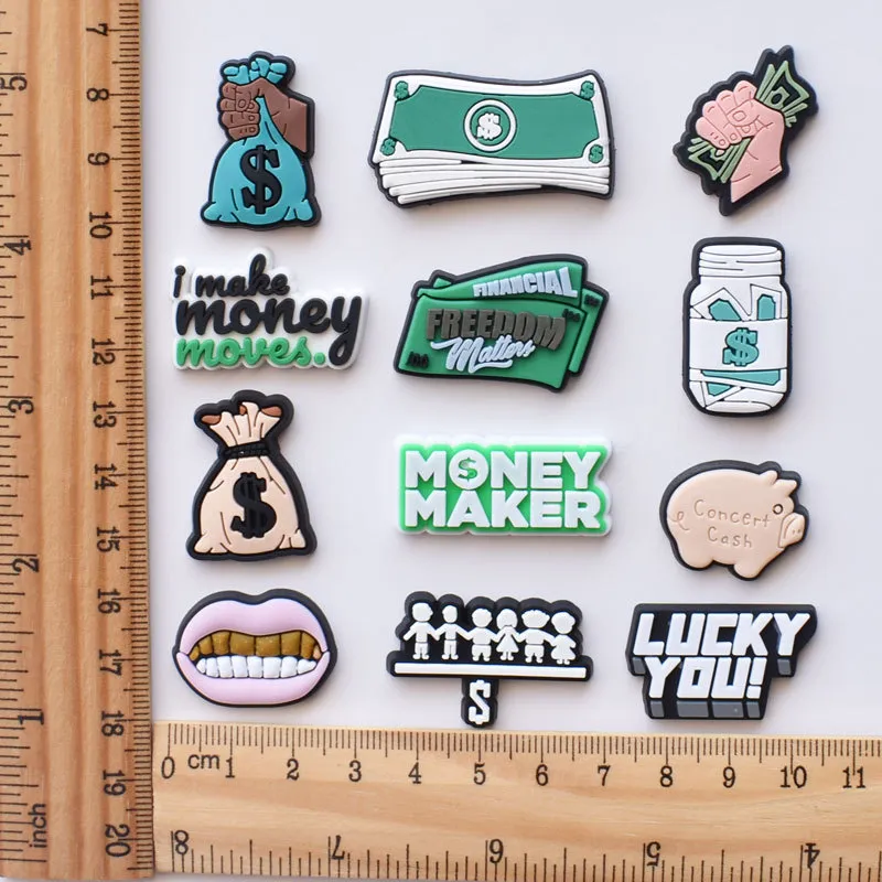 Großhandel Geld Dollar Weich-PVC Schuh Charms Dekoration Schnalle Zubehör für Kinder Mädchen Jungen Party Geschenk Pins Stücke