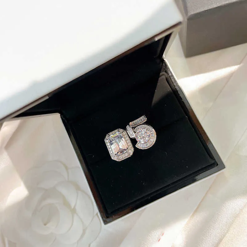 Top Marke Pure 925 Sterling Silber Schmuck Emerald aus Schnittbuchstaben 5 Designringe große Diamantringe Engagement Hochzeit Luxusjuwelrry7642958