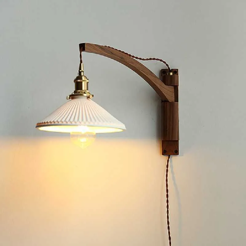 Xianfan Ny japansk träväggslampa för vardagsrum Minimalistiska lampor för kök Dekorera belysning E27 Pleat Lampshade Light H0922259V