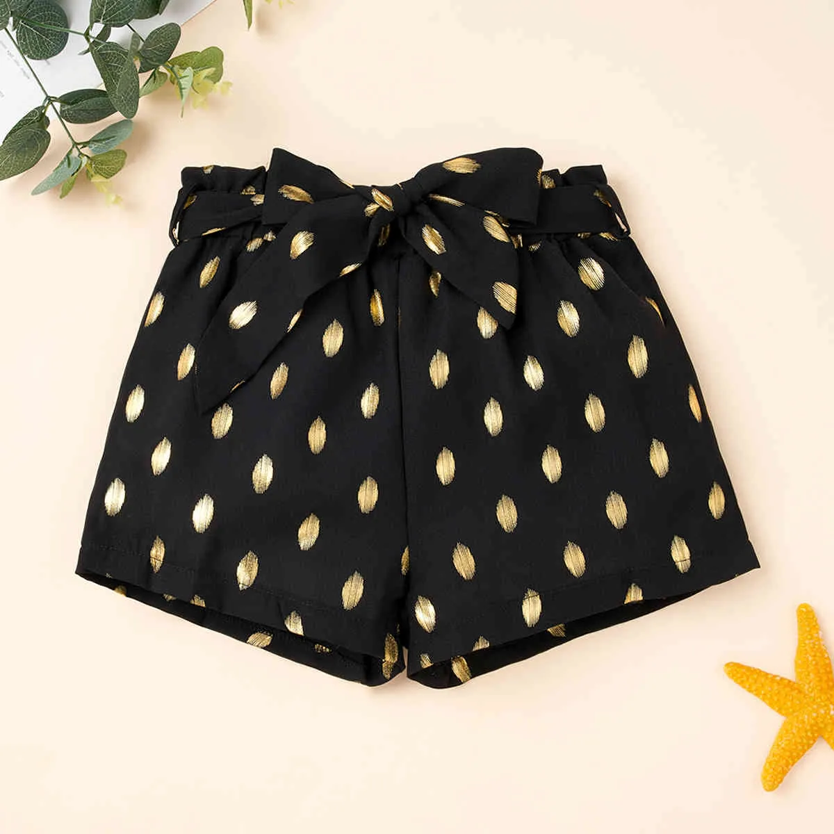 Mode stil tjejer shorts sommar guld blad tryck med bälte barn byxor casual barnkläder 210515