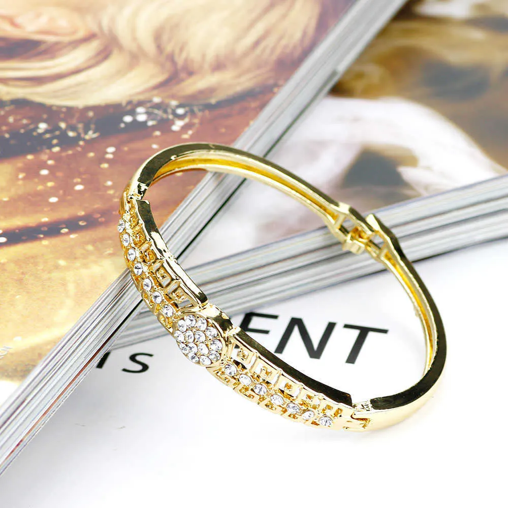 SUNSPICEMS Gold Color Full Rhinestone Cuff Bracelet Bangle For Women Arabic Ethnic Wedding Party Jewelry Morocco Bridal Gift X0706