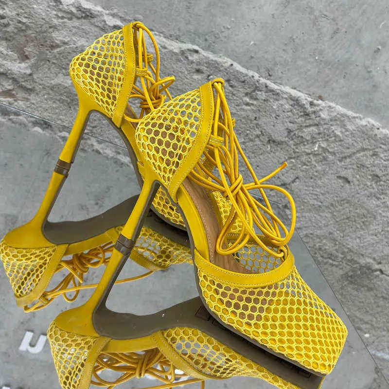 2021 femmes pompes minces talons hauts Sexy sandales chaussures pour femme mode bout carré maille bride à la cheville pompes sandales dames chaussures H1126