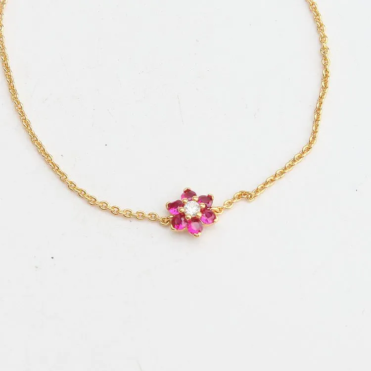 Vintage Women Armband 2021 Koreansk Fashion Gold Chain With Crystal Flower Ornament för Charm Lady Gift Smycken Tillbehör
