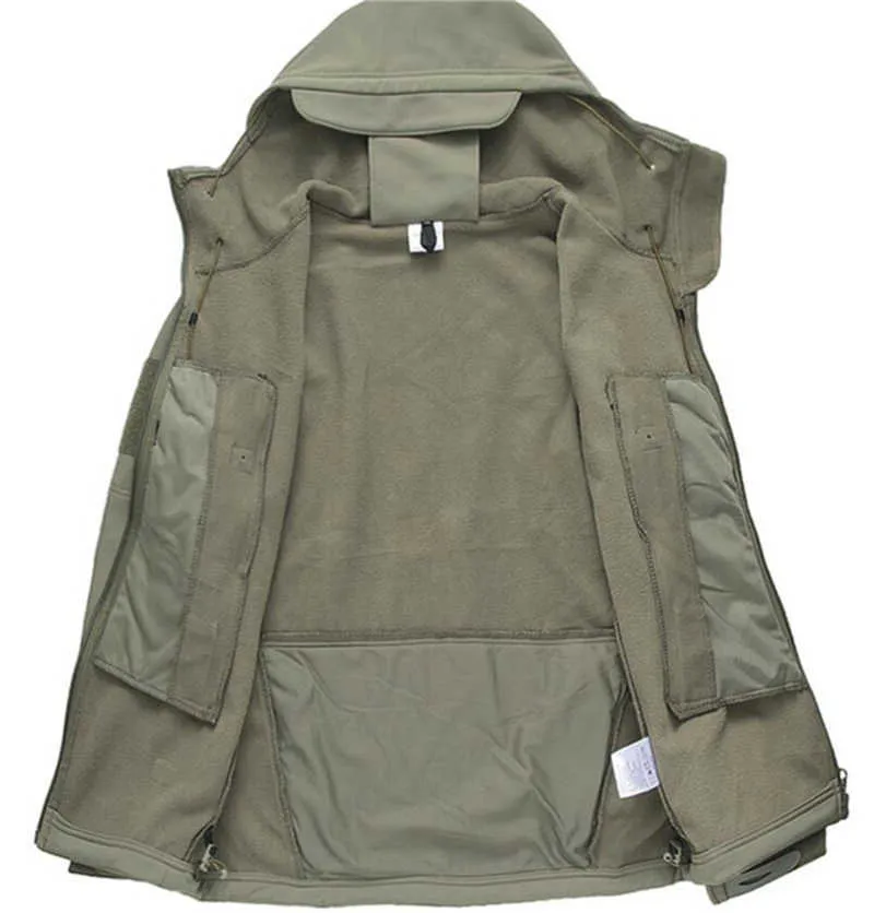 Shark Skin Soft Shell Giacca tattica militare da uomo Giacca a vento impermeabile Cappotto caldo invernale Camouflage con cappuccio Camo Army Abbigliamento 210811