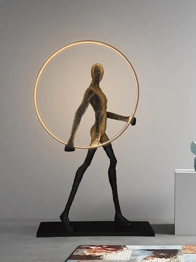 바닥 램프 현대 미술 조각 인간화 램프 추상 검은 수지 장식품 조경 장식 공예 LED210E