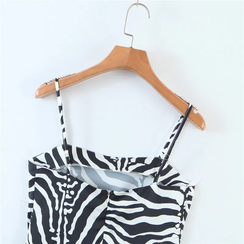 Summer Fashion All-Match Zebra Drukuj Sukienka Sukienka High Waist Slim Beach Torba Hip Krótki Mini Dla Kobiety 210514