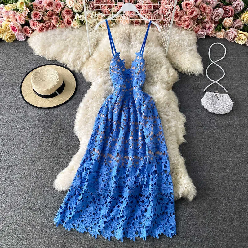 Runway Summer Summer Portrait Damskie Seksowne Spaghetti Pasek Koronki Mid-Calf Dresses Crochet V Neck Backless Dress Vestidos 210529