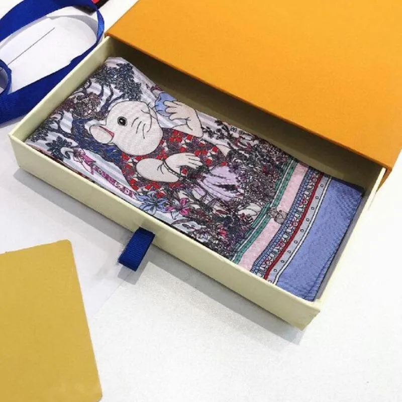 2022 Modeketen Afdrukken Zijde sjaal voor handtassen Damestassen Letter Flower Scraves Top Grade Hair Band 8 Kleuren Maat 6 120cm220W