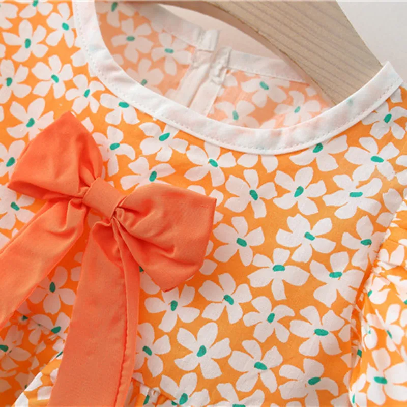 Bebé Dress Vestimento Verão Floral Bow Princesa Roupas Redondo Pescoço Voos Manga Bonito Crianças 210515