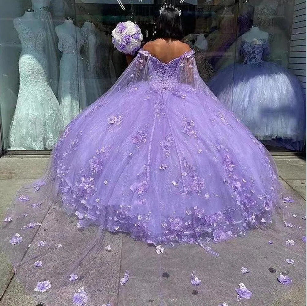 2022 Lavanta Quinceanera Elbiseler Çiçekler Boncuklar Kristal Sararla Çiçek Alkına Tatlım Tatlı 16 Elbise Balo Kıyafetleri Princess256a