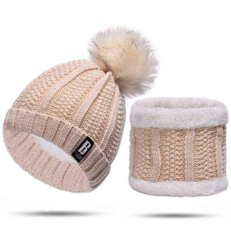 New Winter Hats Women With Bib Cute Warm Velvet Hat Female Thicking Riding Windproof Knit Hat Skullies Beanie Caps Set Y21111