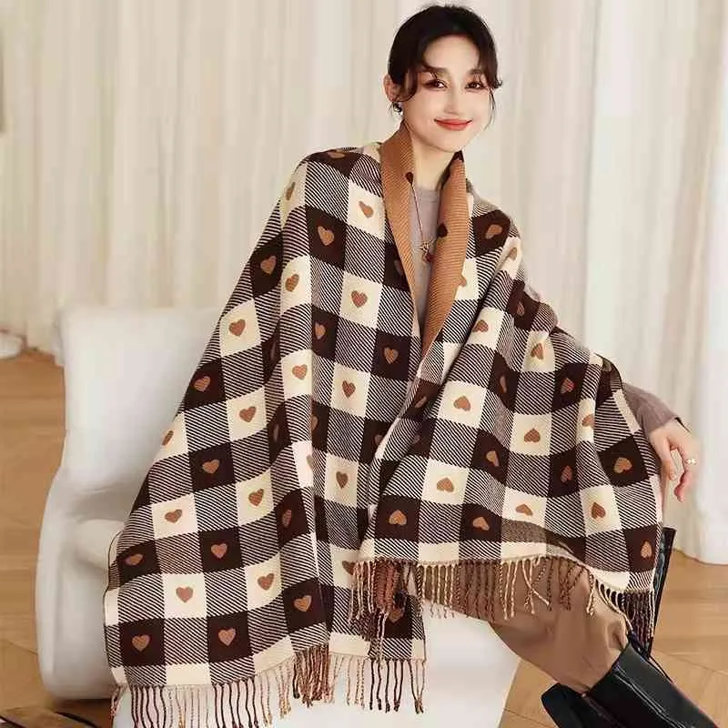 Sciarpa scozzese rete rossa dello stesso amore le donne in inverno versatile versione coreana doppia faccia bicolore nuova sciarpa in cashmere imitazione