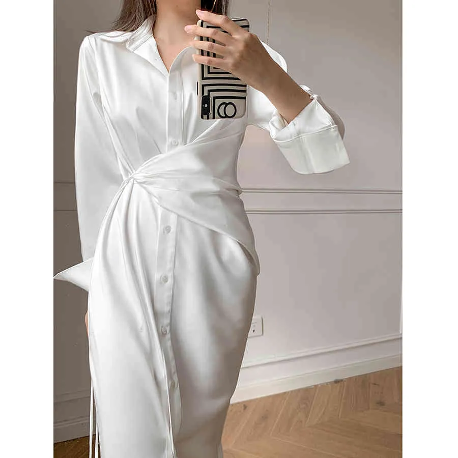 Korobov Vintage élégant blanc Robe en soie coréenne col rabattu à manches longues laçage robes minces printemps automne Robe Femme 210430