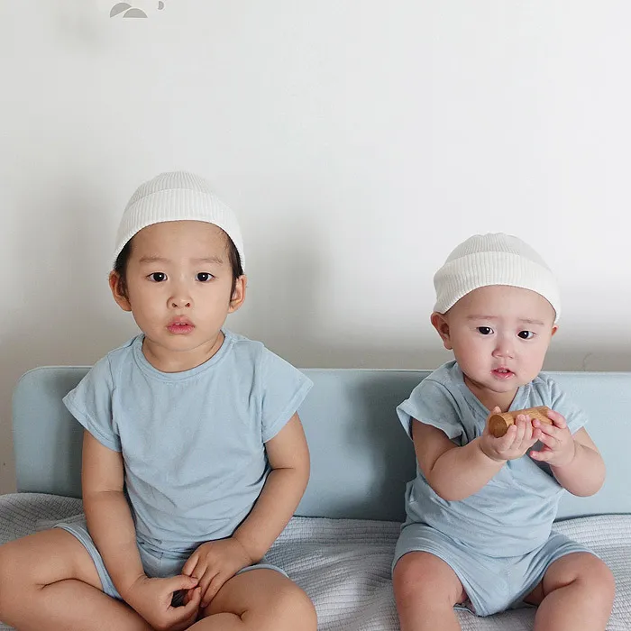 Vestuário de bebê de algodão de verão conjunto sólido meninas meninos de manga curta t camisa e pp shorts infantil bebê roupas conjuntos 210413