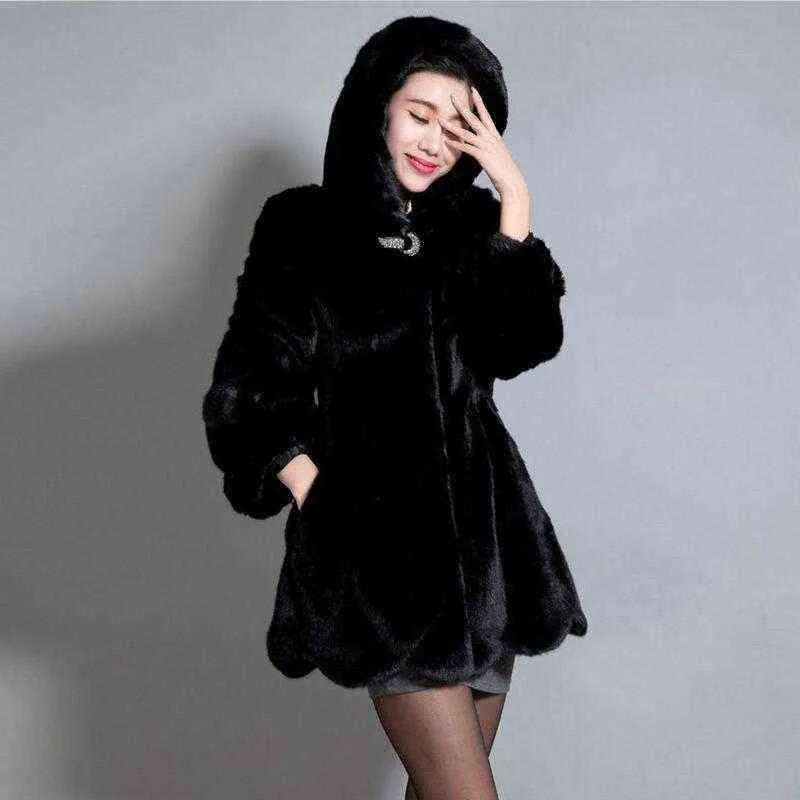 Grande taille fausse fourrure manteau femmes veste d'hiver longue mince épais chaud Pakras femme vestes noir blanc 211220